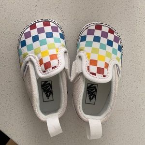Infant baby vans rainbow size 2